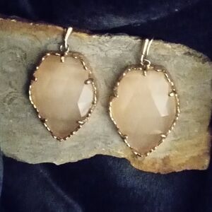 Kendra Scott Corley Peach Cat Eye Earrings